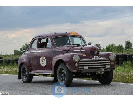 XVV 432, Ford Super Deluxe