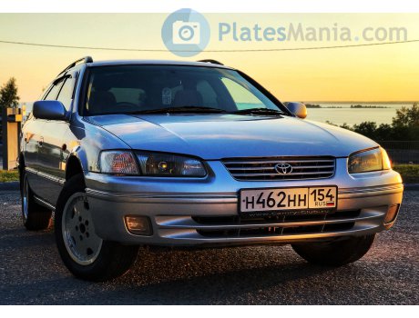 н462нн154, Toyota Camry Gracia