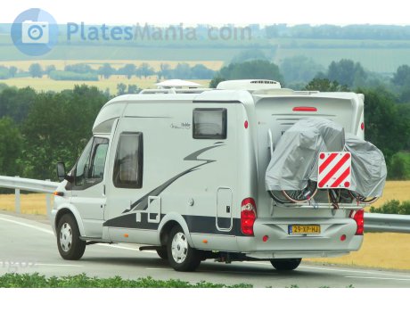 29-XP-HJ, Hobby Van