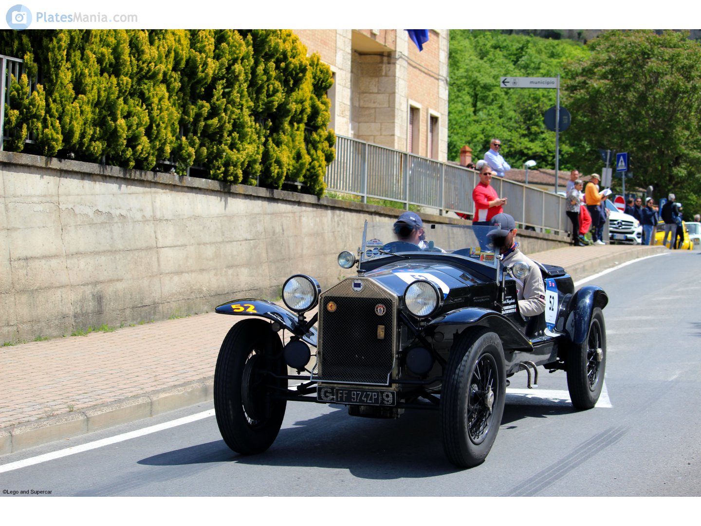 FF 974 ZP, Lancia Lambda 