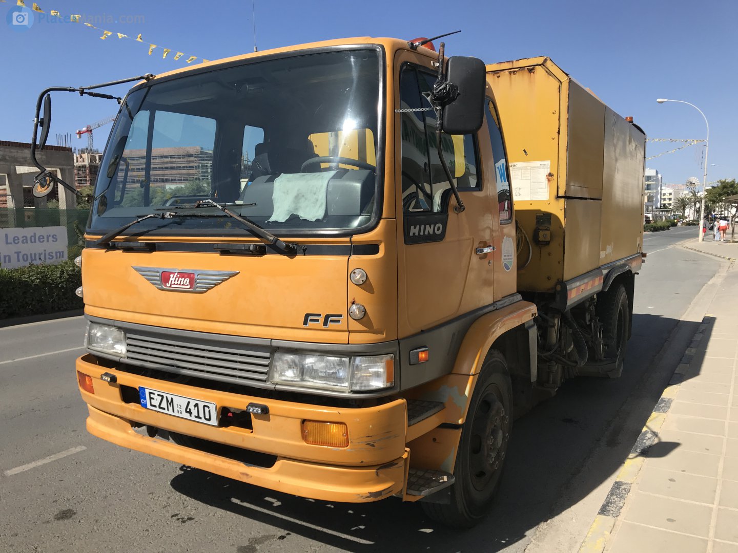 EZM 410, Hino FF 