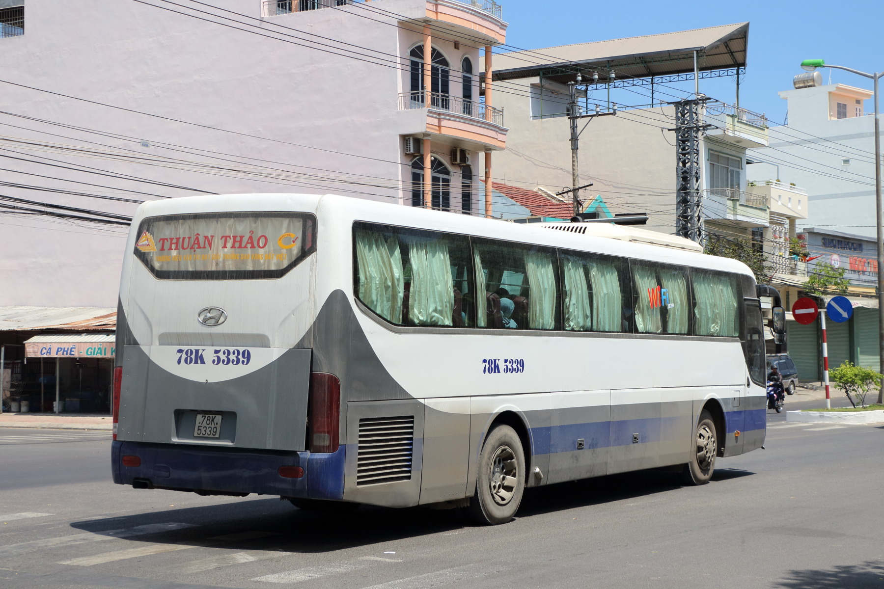 78K-5339, Hyundai Universe 