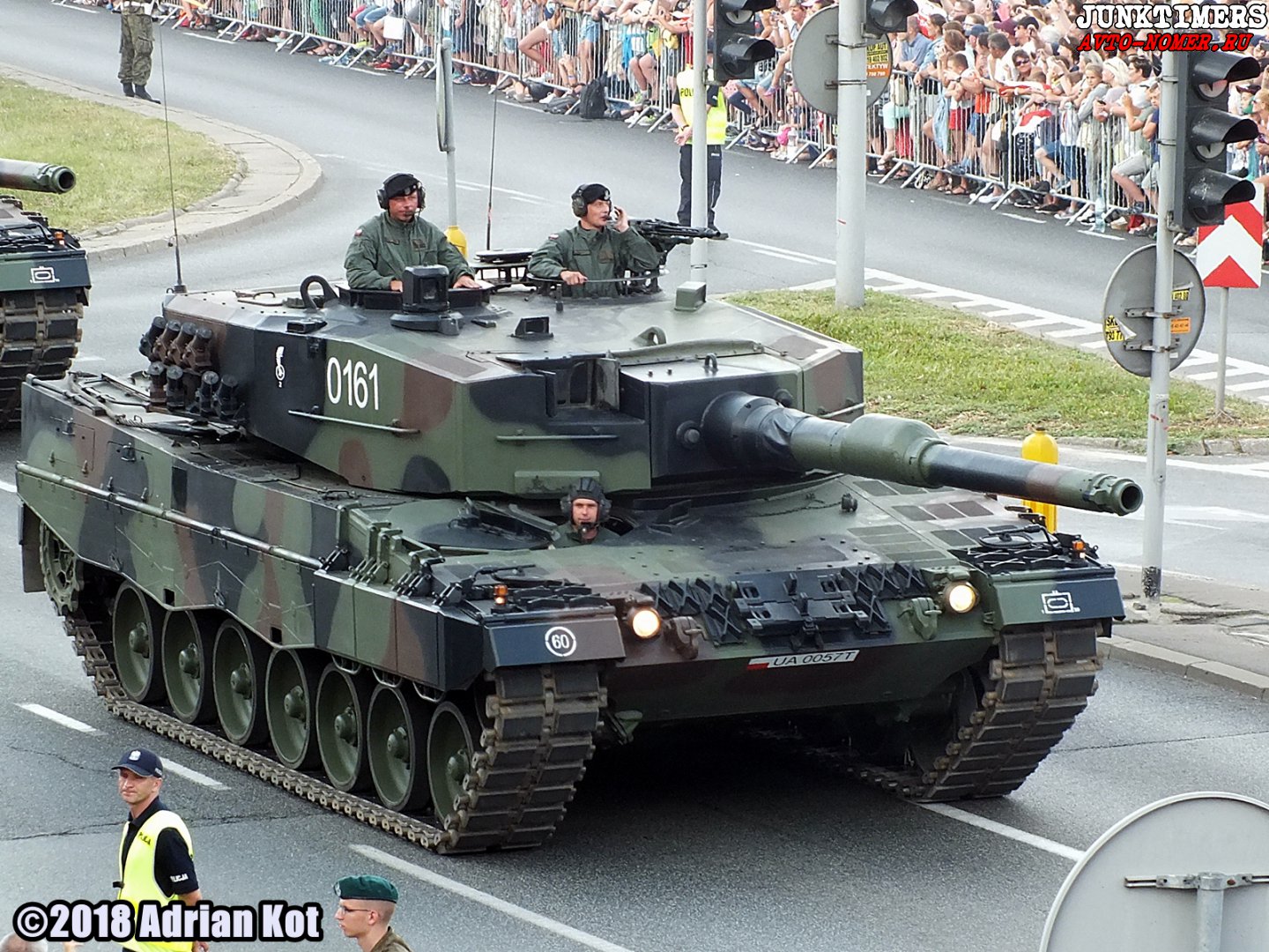 UA 0057T, KNDS (Krauss-Maffei) Leopard 2 