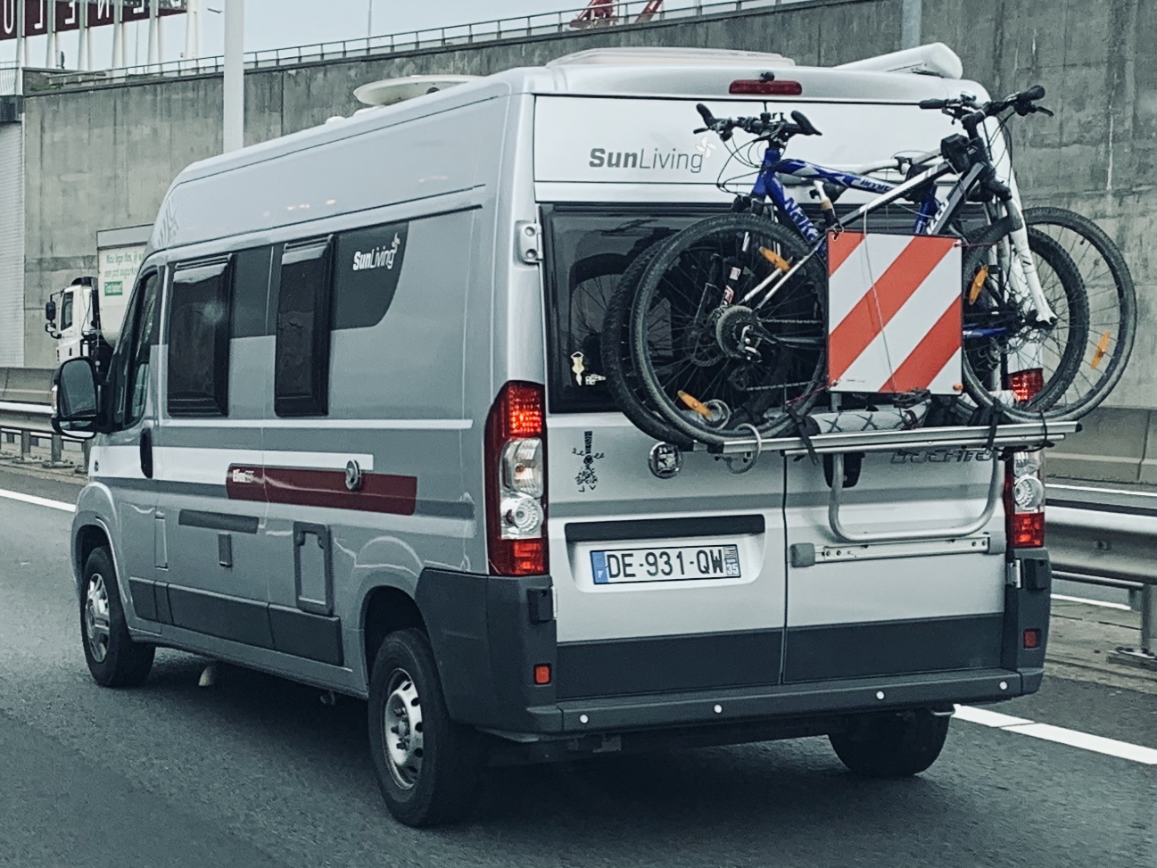 DE-931-QW, Sun Living Flexo 