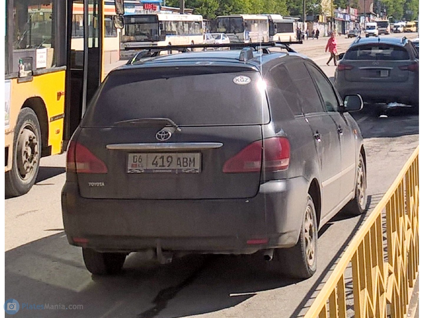 06 419 ABM, Toyota Avensis Verso 1st gen (XM20), 2001–2003