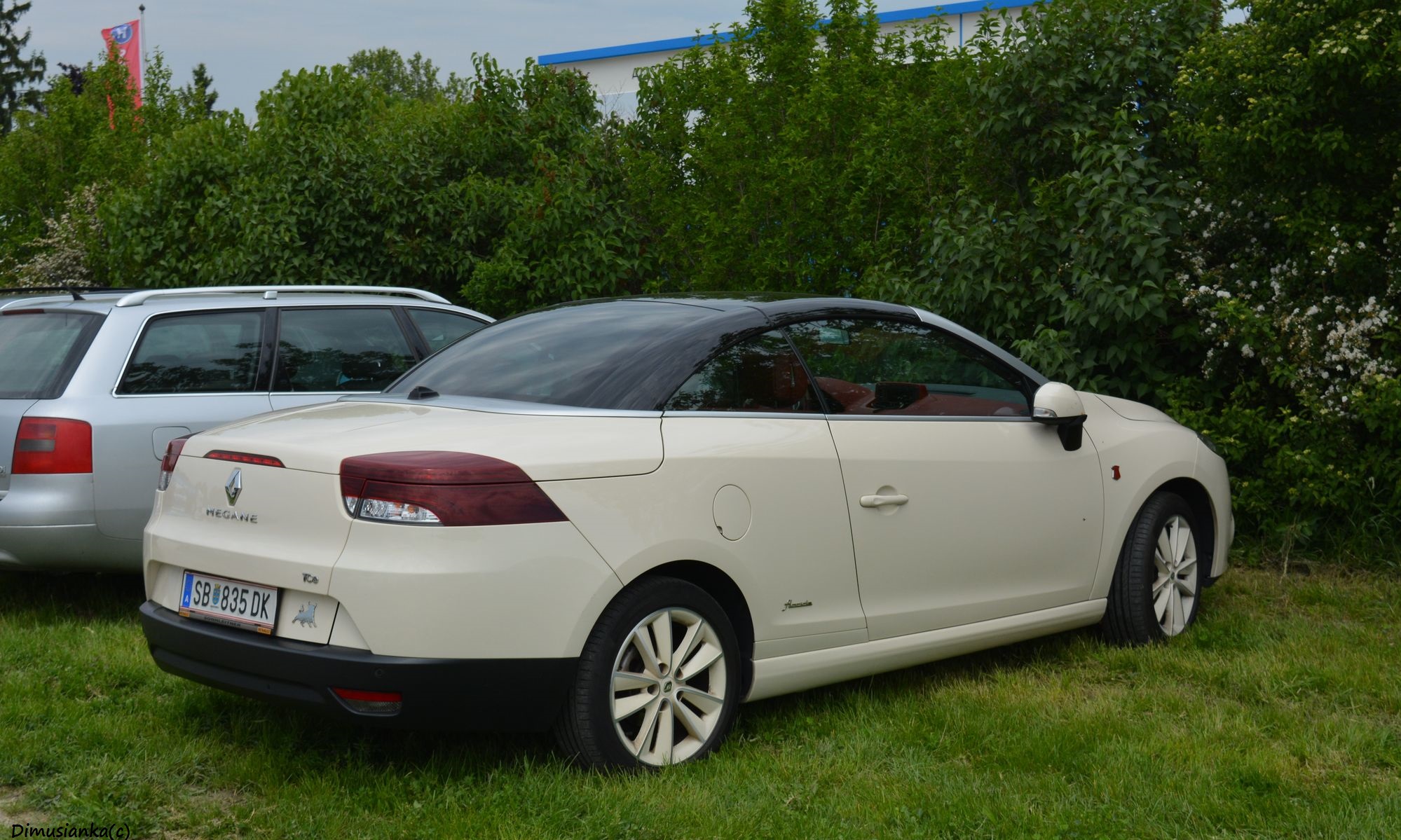 SB 835 DK, Renault Mégane 3rd gen CC Cabriolet (E95), 2010–2016