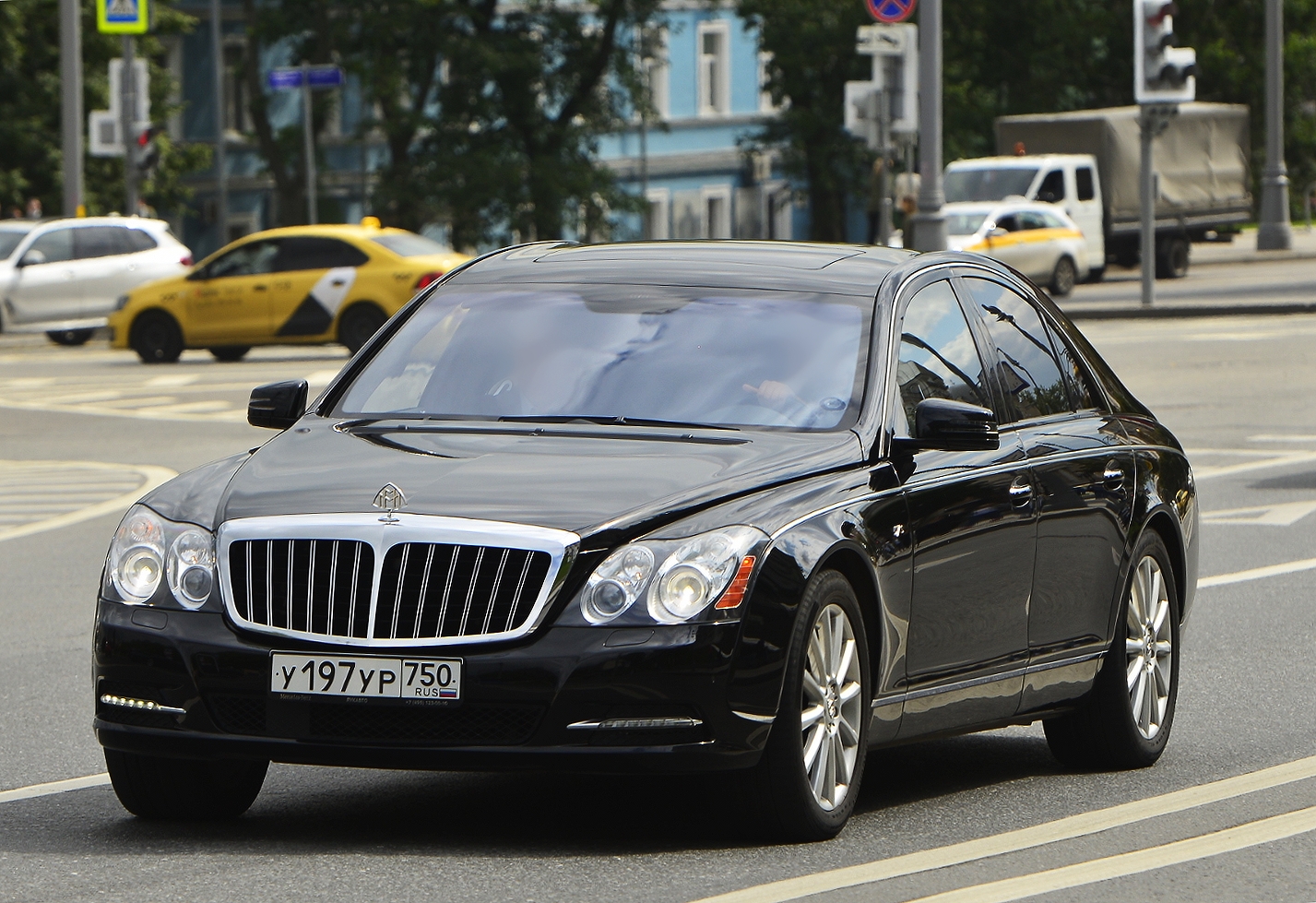 у 197 ур 750, Maybach 57S 1st gen (W240), 2005–2012