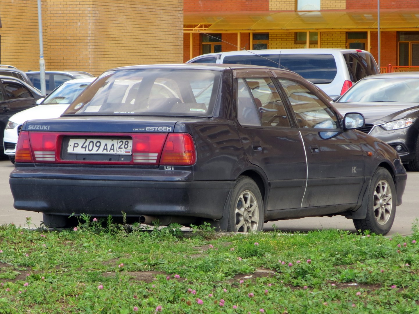 р 409 аа 28, Suzuki Cultus 2nd gen Esteem Sedan (AB34), 1989–1995
