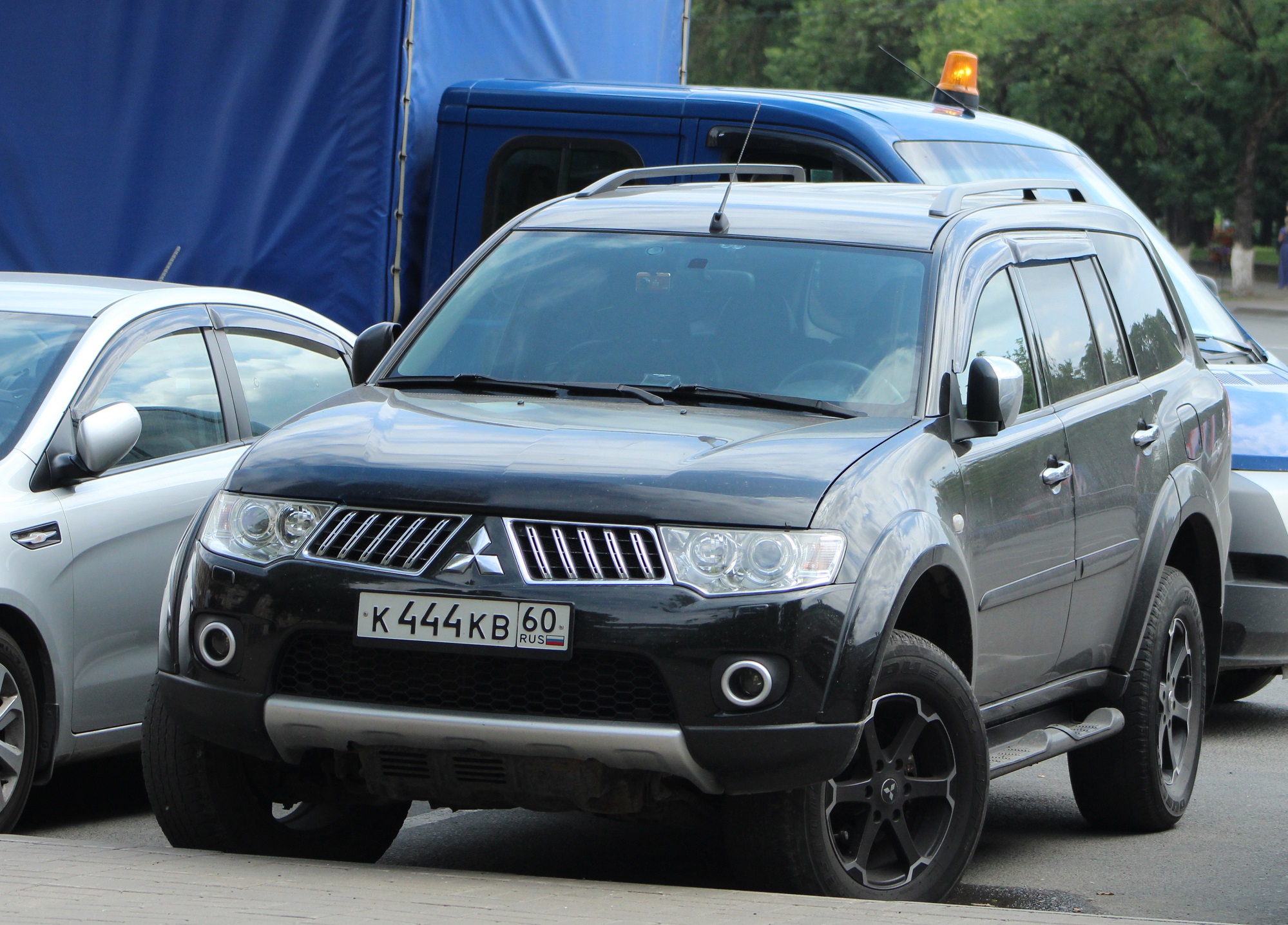 Паджеро спорт россия