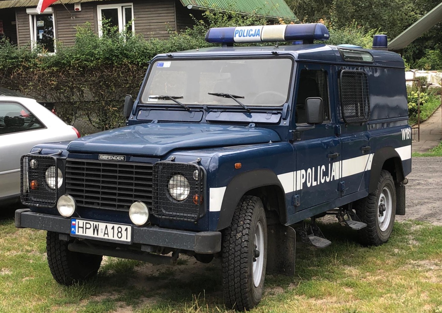 HPW A181, Land Rover Defender 