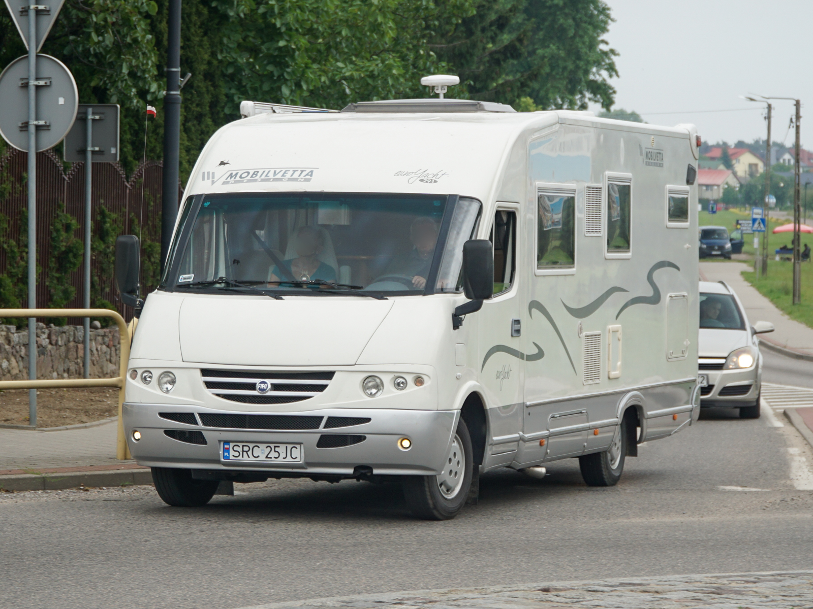 SRC 25JC, Mobilvetta Yacht 