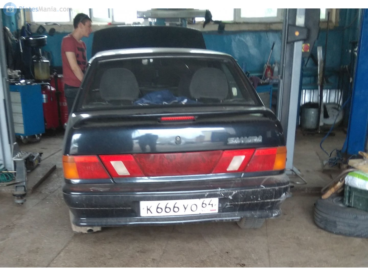 к 666 уо 64, Lada (VAZ) 2115 