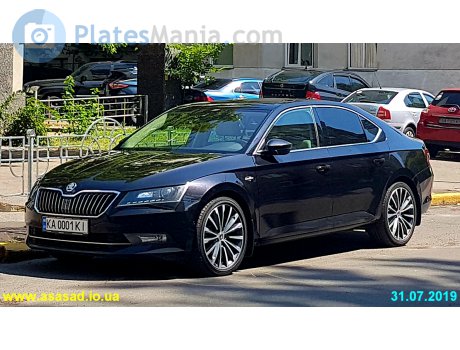 KA 0001 KI, Skoda Superb