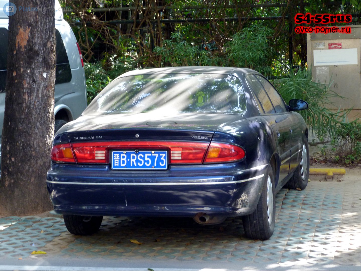 晋B·RS573, Buick New Century 1st gen (W-body; CN-market), 1998–2000