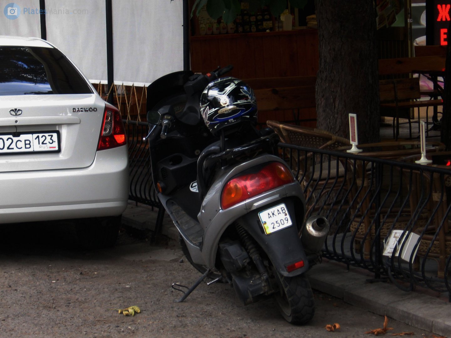 AK 2509 AB, Viper F50 