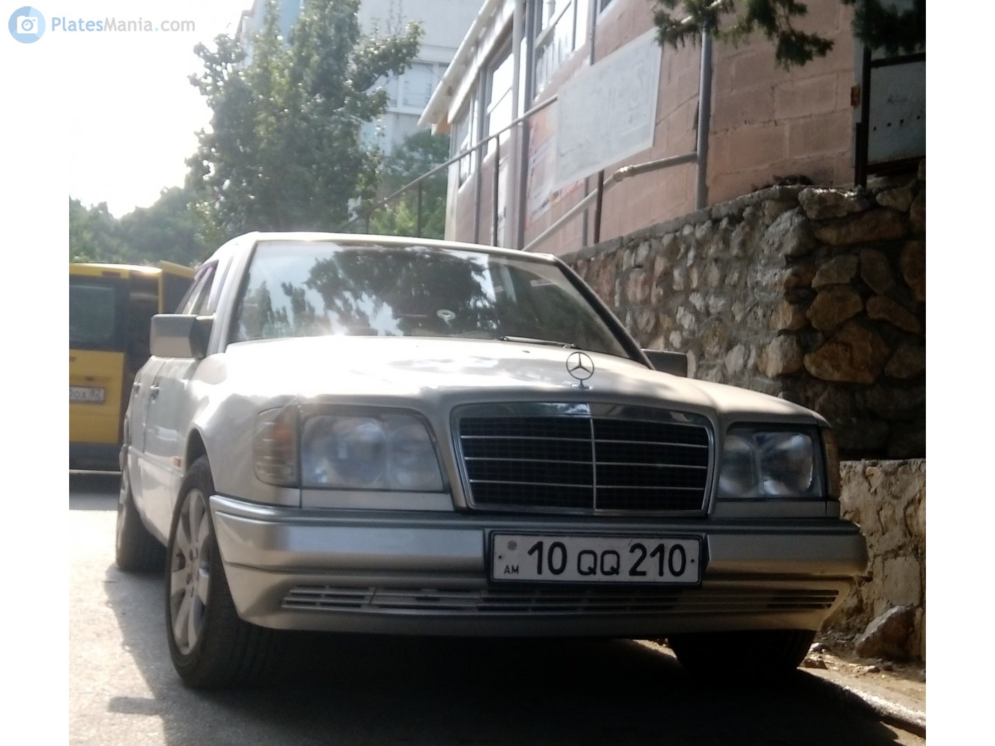 10 QQ 210, Mercedes-Benz E-Klasse 1st gen Sedan (W124), 1984­–1995