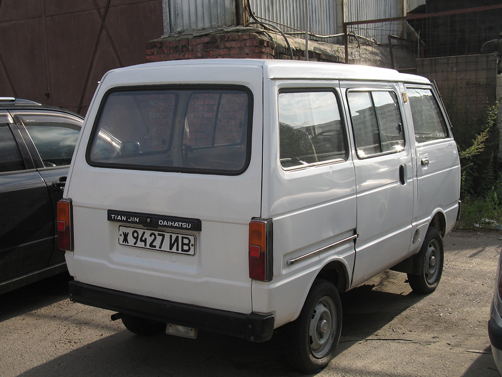 ж 9427 ИВ, Tianjin-FAW Huali Dafa 