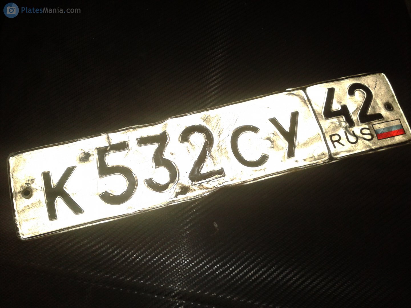 к 532 су 42, License plate without vehicle 