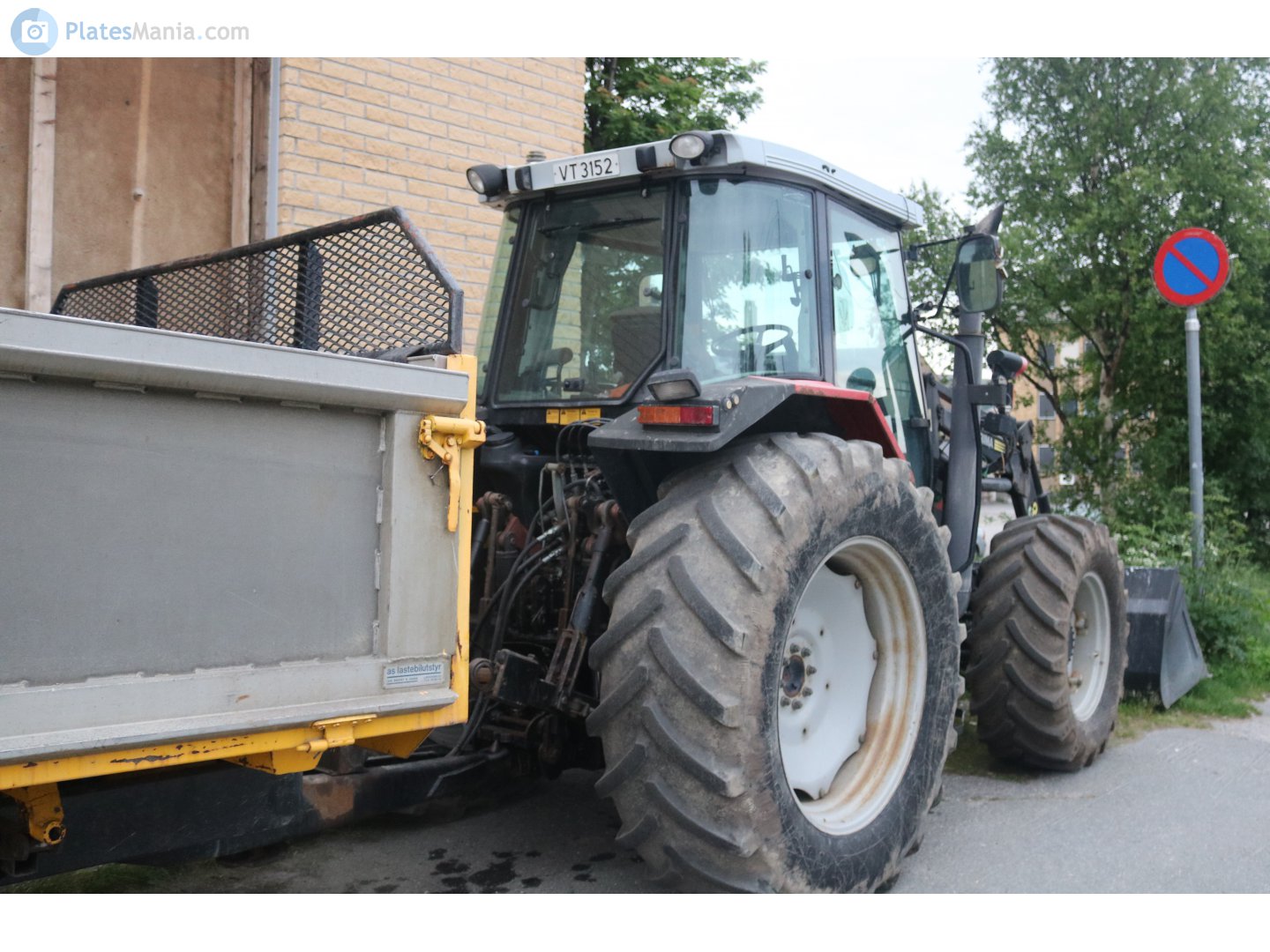 VT 3152, Massey Ferguson 6000-Series 