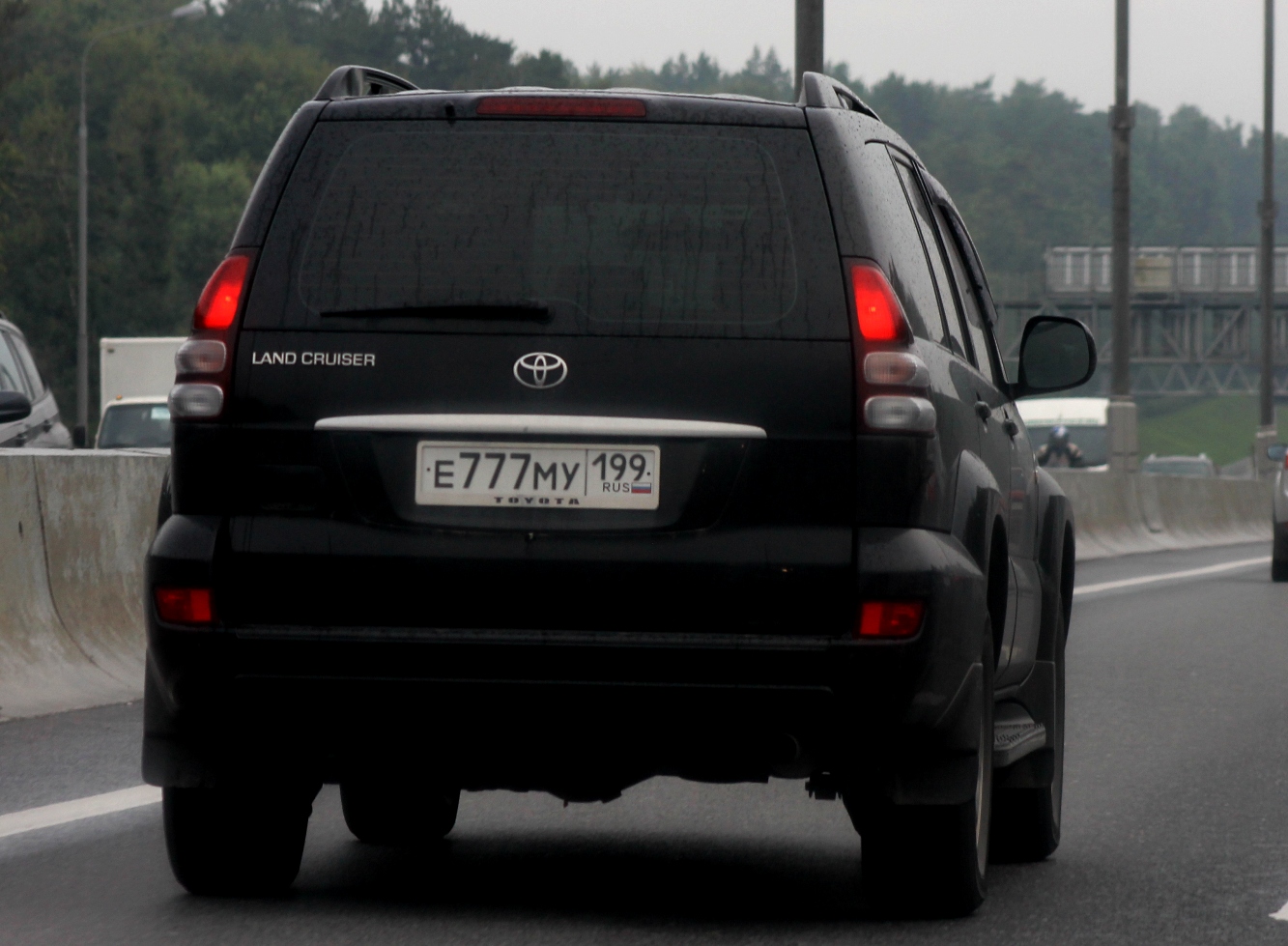 е 777 му 199, Toyota Land Cruiser Prado 3rd gen 5-door SUV (J120), 2002–2009