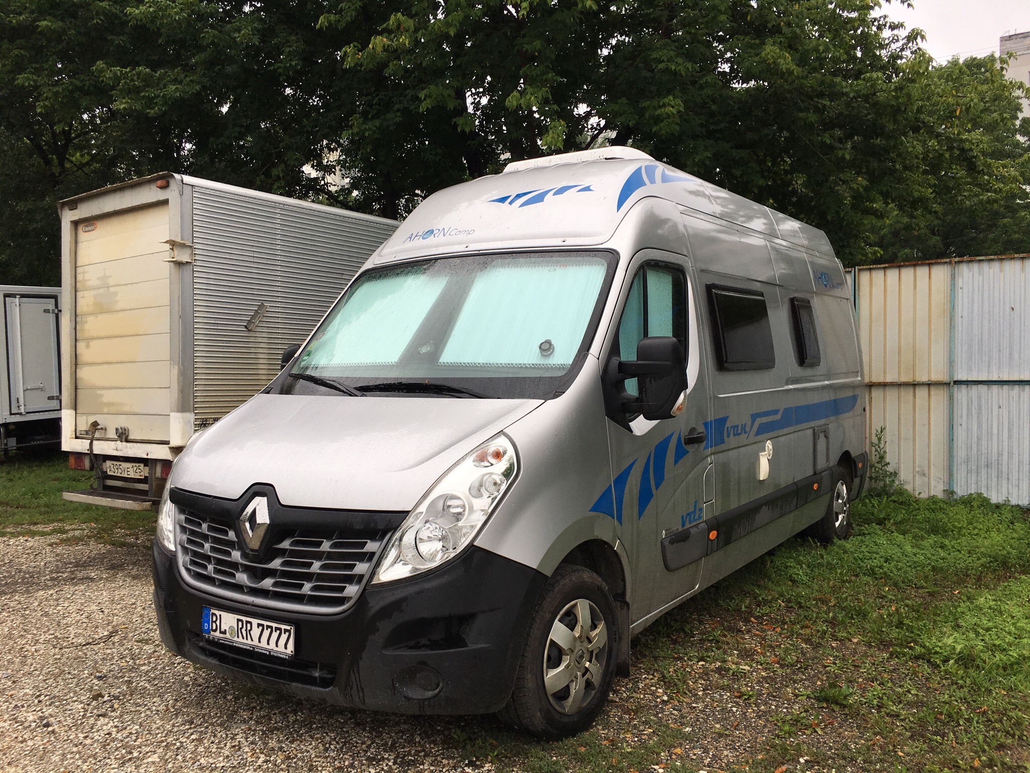 BL RR 7777, Ahorn Camp Van 