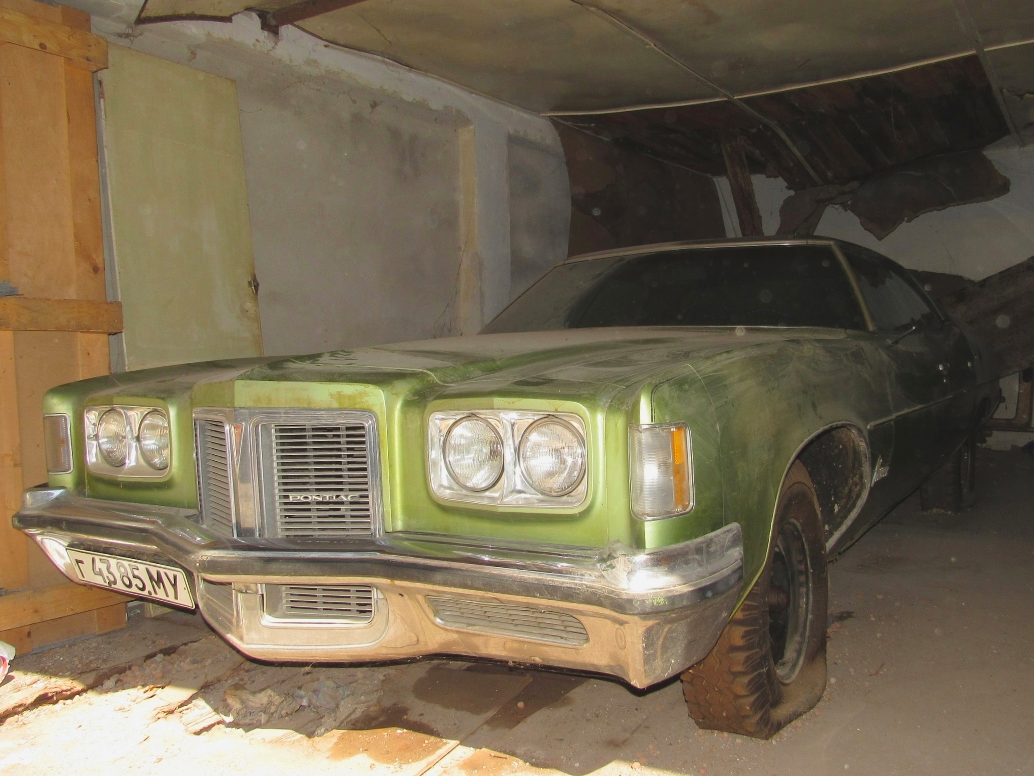 г 4385 МУ, Pontiac Parisienne 4th gen, 1971-1976