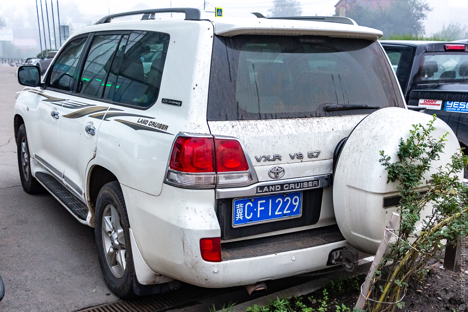 冀C·F1229, Toyota Land Cruiser 200 (J200), 2007–2011