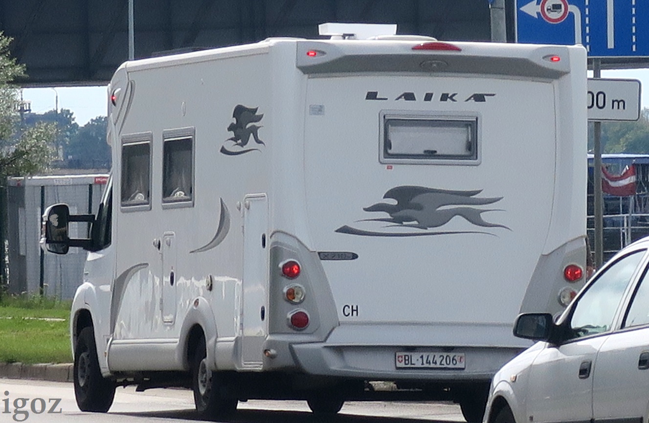 BL 144206, Laika Serie X 