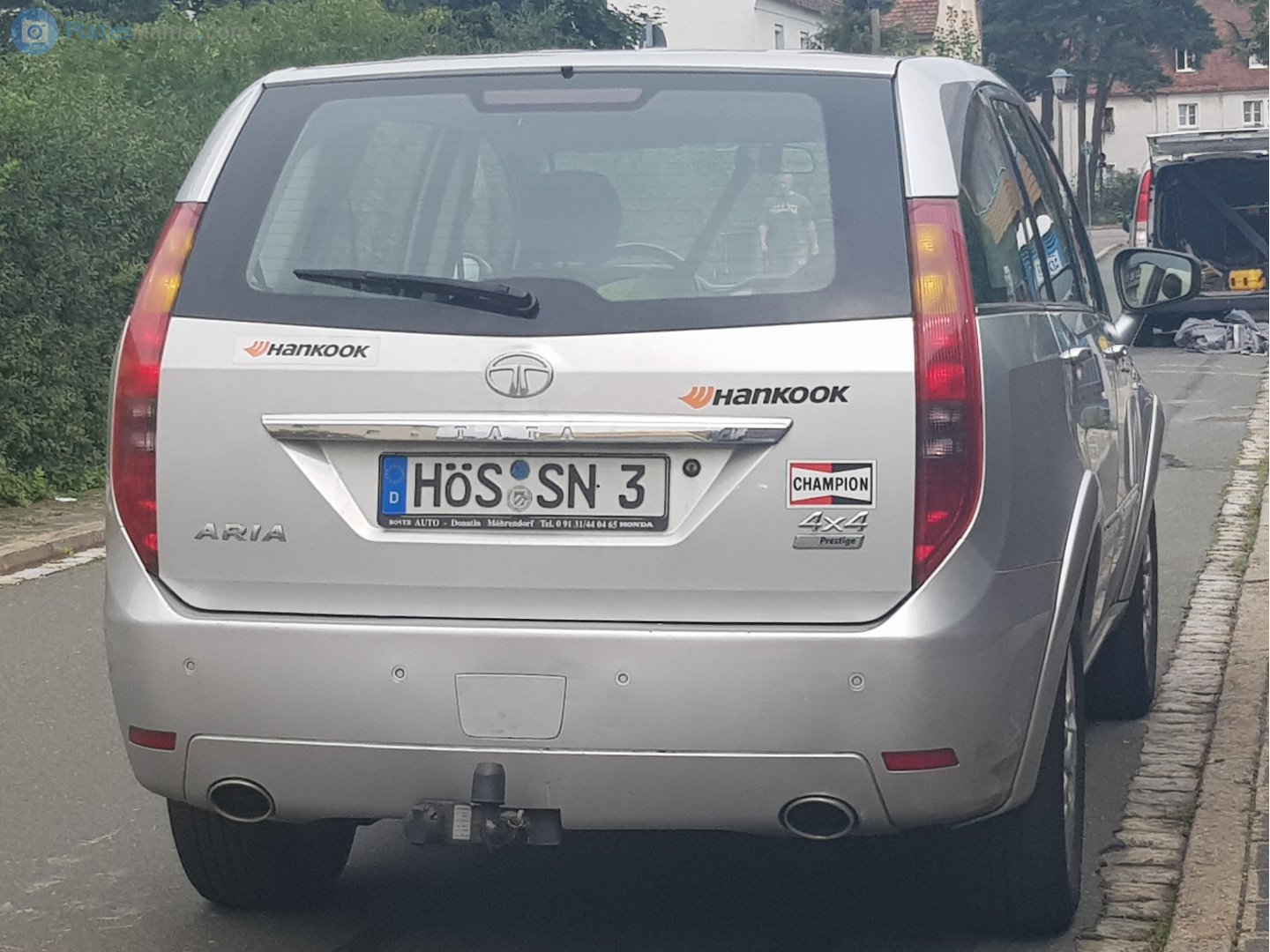 HÖS SN 3, Tata Aria 