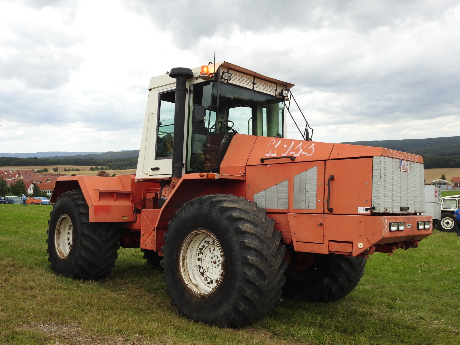 EIC 06043, Kirovets К-700 4th gen К-734 / К-744, 1995–2002