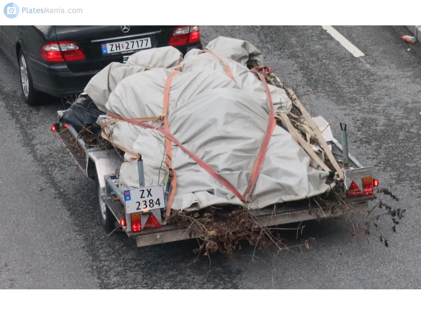 ZX 2384, Polar Caravans 