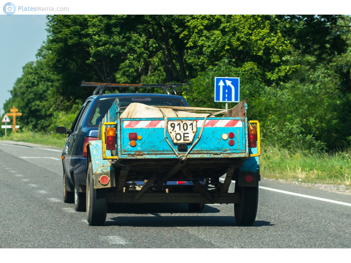 9101 ОЕ, Trailers (1977) 