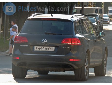 р444вн76, Volkswagen Touareg