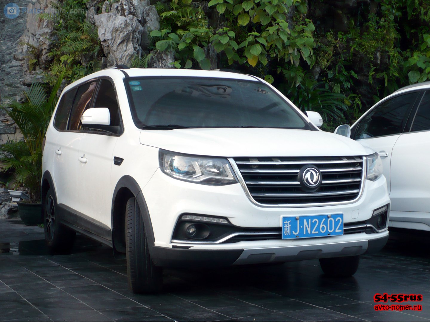 新J·N2602, DongFeng Fengxing SX6 