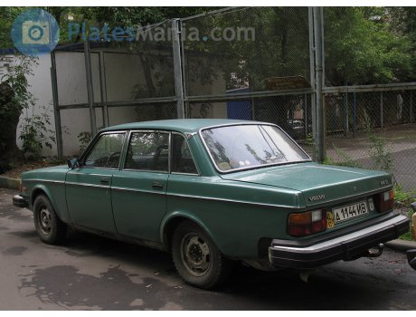 д 1144 ИВ, Volvo 240-Series