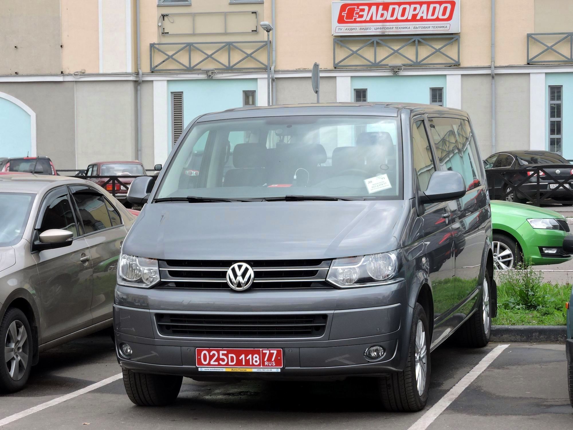 025 D 118 77, Volkswagen Caravelle T5, facelift, 2009–2015