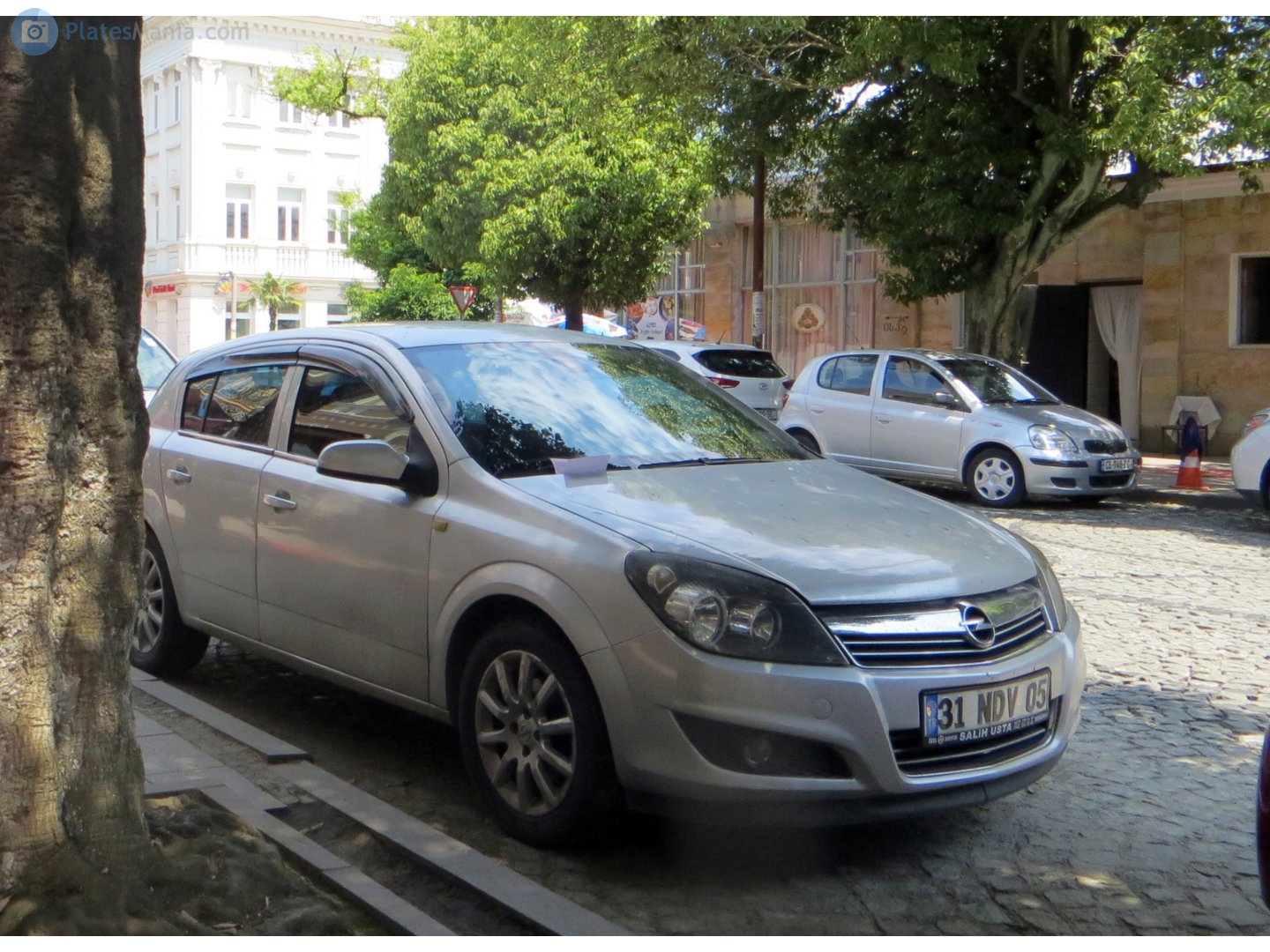 31 NDV 05, Opel Astra 3rd gen 5-door Hatch (H; A04), 2004–2014