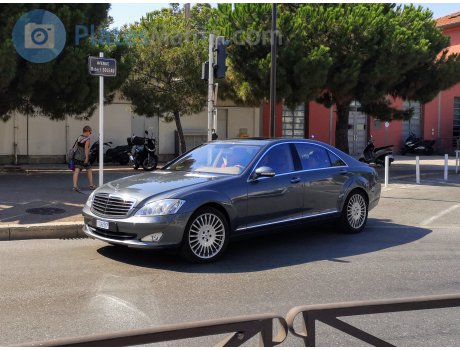 D697, Mercedes-Benz S-Klasse