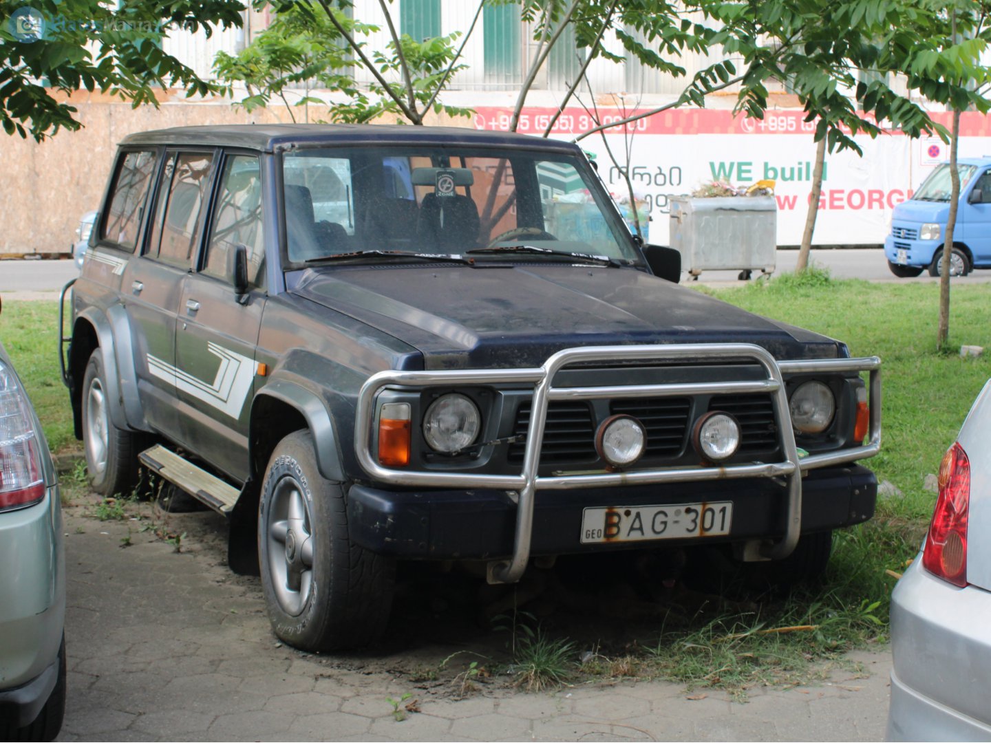 BAG-301, Nissan Patrol 4th gen 5-door SUV (Y60), 1987–1997