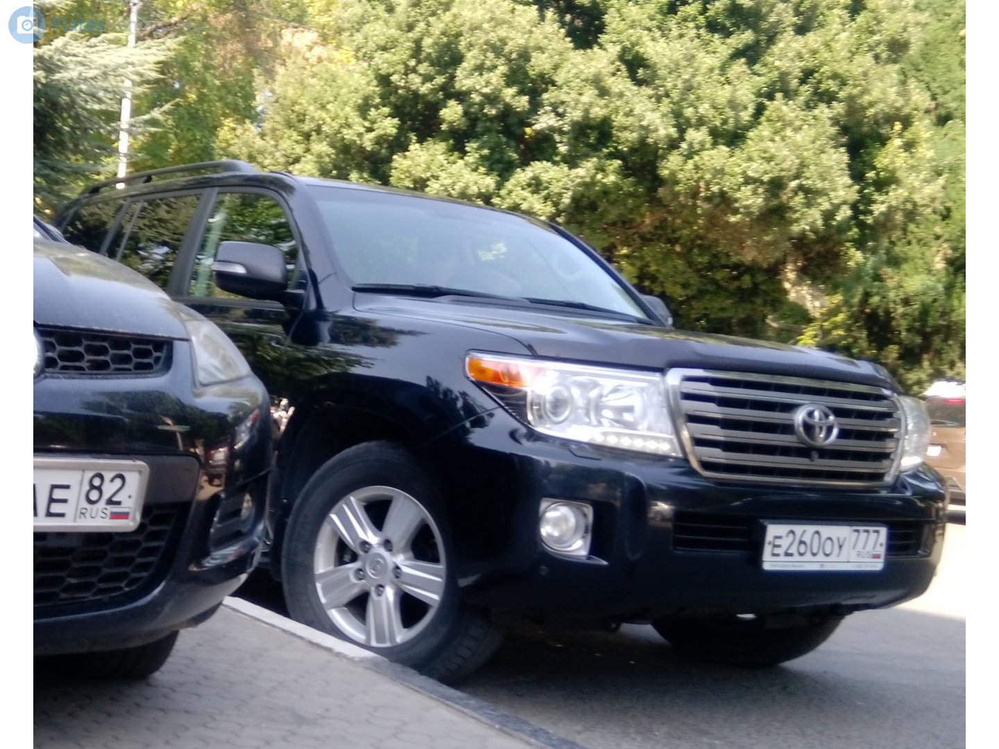 е 260 оу 777, Toyota Land Cruiser 200 (J200), 1st facelift, 2011–2015