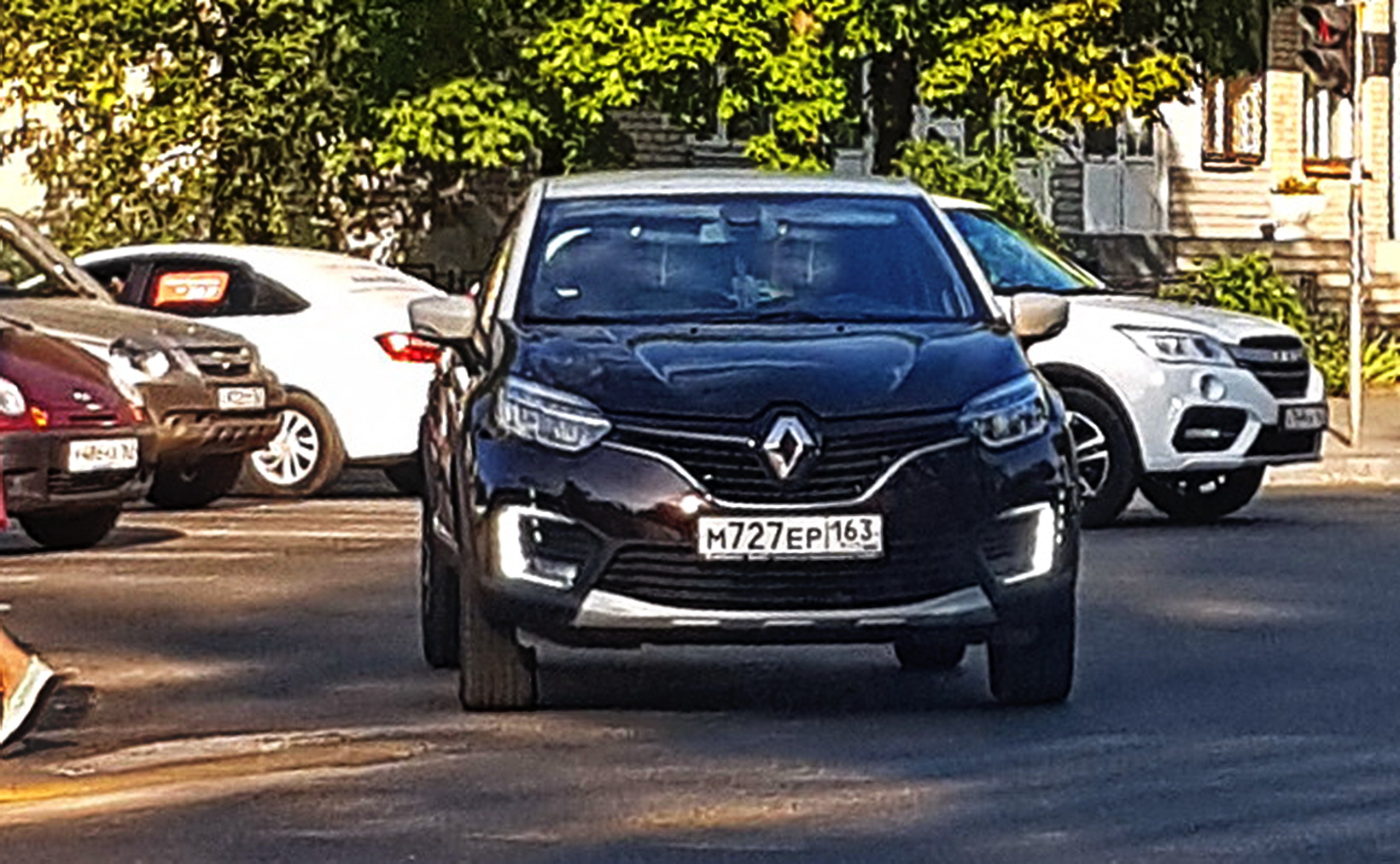 м 727 ер 163, Renault Kaptur 1st gen (HHA), 2016–2022