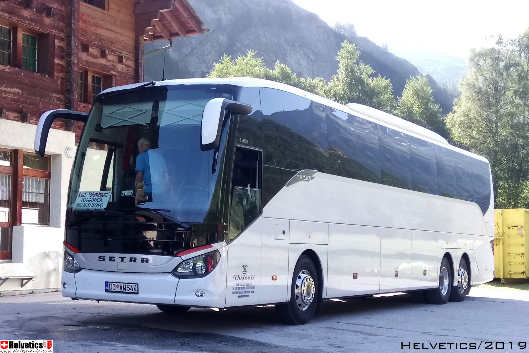 DG AM544, Setra 500-Series 1st gen Single-Decker (S511/S515–S519), 2012–