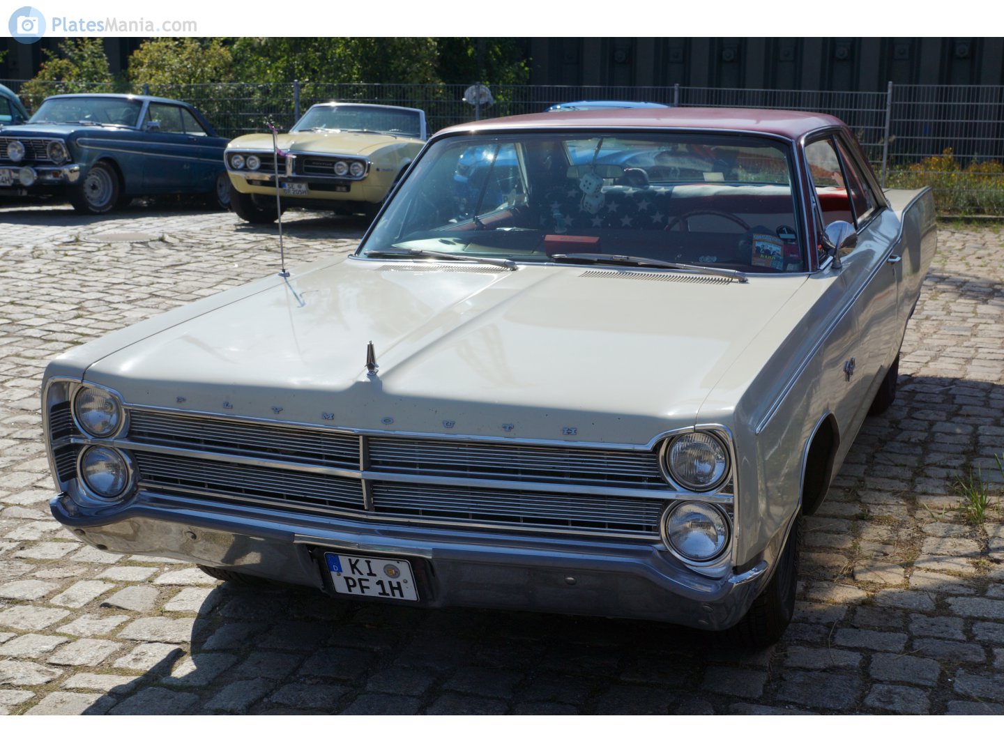 KI PF 1 H, Plymouth Fury 4th gen 1967 2-door Hardtop Coupé (23/42; C-body), 2nd facelift, 1966–1967