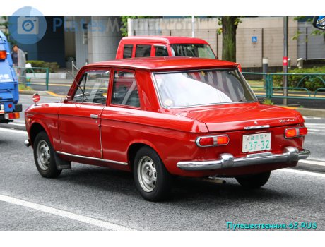 練馬 5 も 3732, Datsun Bluebird