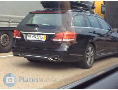 HB 041245, Mercedes-Benz E-Klasse