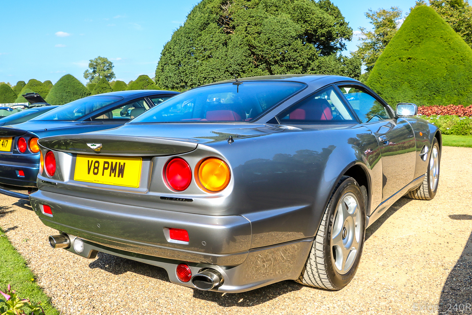 V8PMW, Aston Martin V8 Vantage 