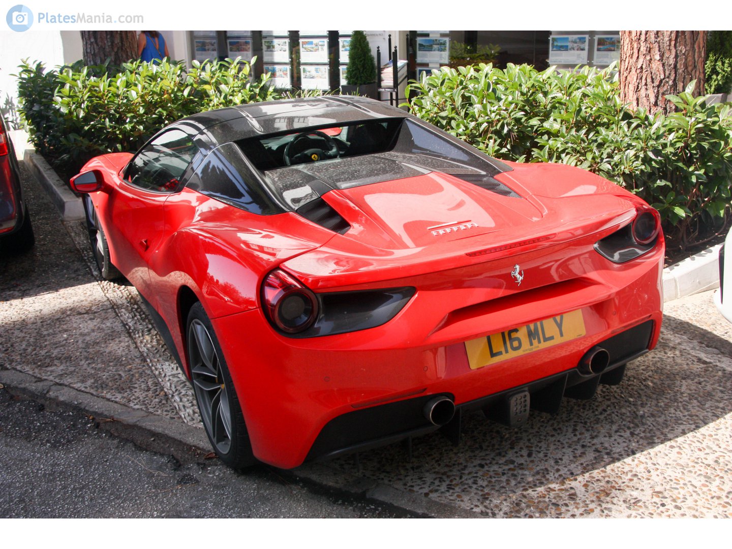 L16MLY, Ferrari 488 1st gen Spider (F142M), 2015–2019
