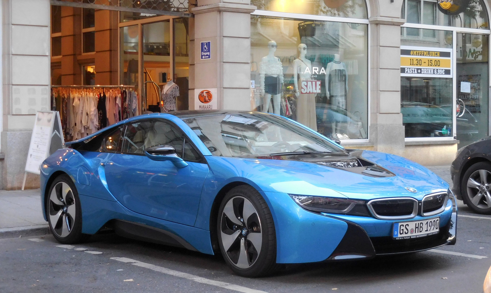 GS HB 1990, BMW i8 1st gen Coupé (I12), 2014–2020