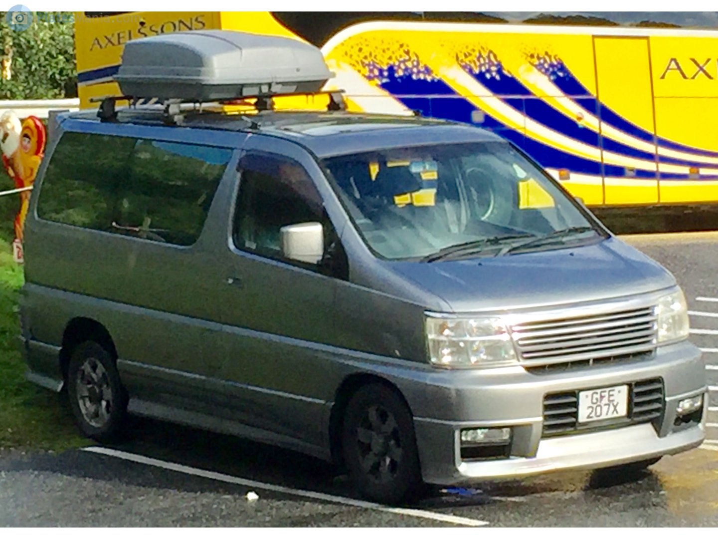 GFE207X, Nissan Elgrand 1st gen Caravan Elgrand / Homy Elgrand (E50), 1997–2002