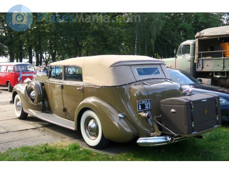 A 323, Packard Twelve